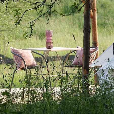 Glamping Du Moulin Hotel Bastogne Ngoại thất bức ảnh